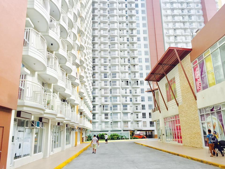 Aaa Condominium Tagaytay City Exteriör bild
